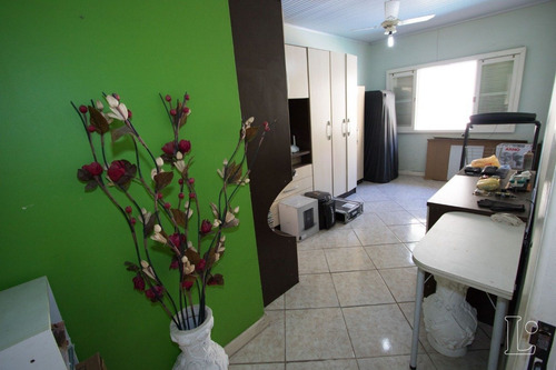 Casa Em Tristeza Com 4 Dormitórios - Lu267205