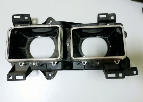 Base Para Faro Rh De Mitsubishi Fv515