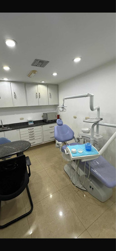 En Veta Clinica Odontólogo A En Las Delicias