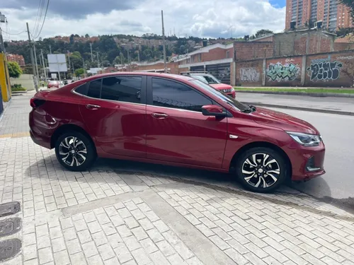 Chevrolet Onix 1.0T Premier Sedan At