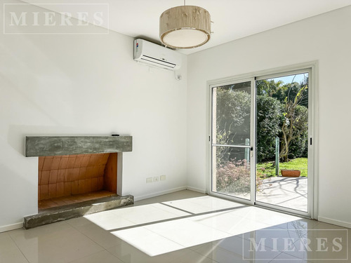 Casa En Venta Sobre Lote Interno En Los Alisos, Nordelta