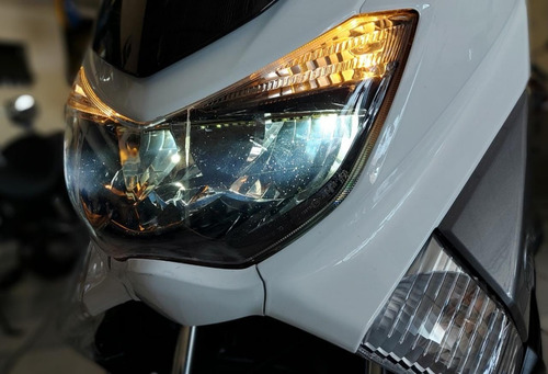 Imagem 4 de 15 de Yamaha Nmax 160 Abs