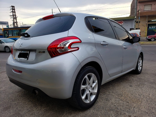 Peugeot 208 1.5 Allure Touchscreen