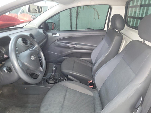 Imagem 8 de 9 de Volkswagen Saveiro Saveiro Robust 1.6 Total Flex 8v Flex Ma