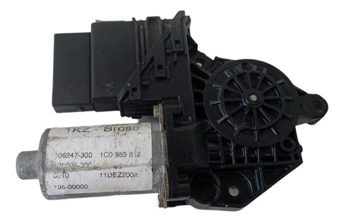 Motor Máquina Vidro Traseira Direita Vw Golf 106247300