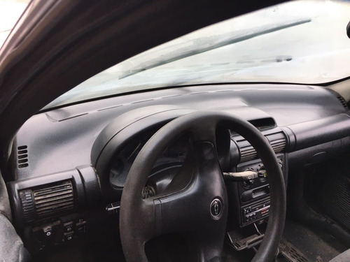 Imagen 13 de 17 de Chevrolet Corsa Wagon Gls 16v
