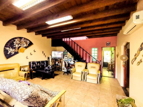 Casa En Villa De Mayo