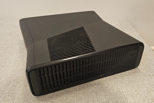 Microsoft Xbox 360 Slim + Kinect Rgh3 500gb 220v Negro (Usado)