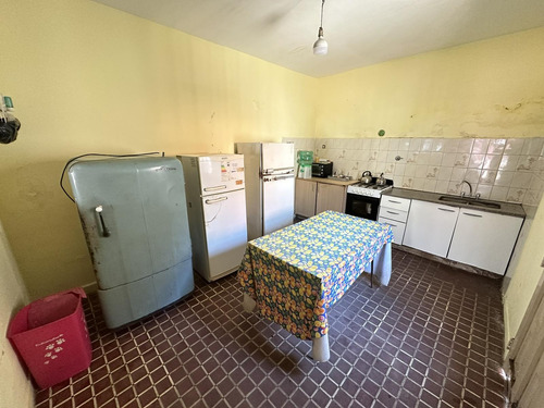 Excelente Casa Lote Propio De 4 Ambientes Con Gran Patio En Mataderos