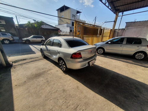 Imagem 3 de 6 de Volkswagen Voyage 1.0 8v Flex 2012