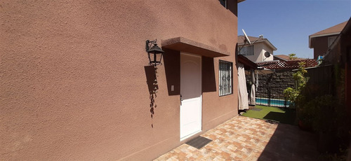 Casa En Venta En Quilicura