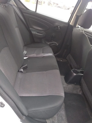 Imagen 5 de 7 de Nissan Versa 2018