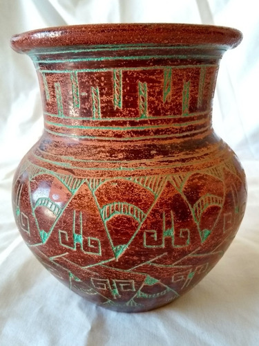 Imagem 1 de 5 de Vaso Em Cerâmica Peruana Cuzco Decorativo Pequeno Usado