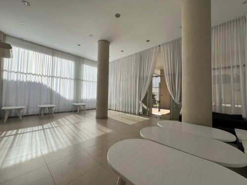 Departamento De 2 Ambientes En Torre Con Amenities