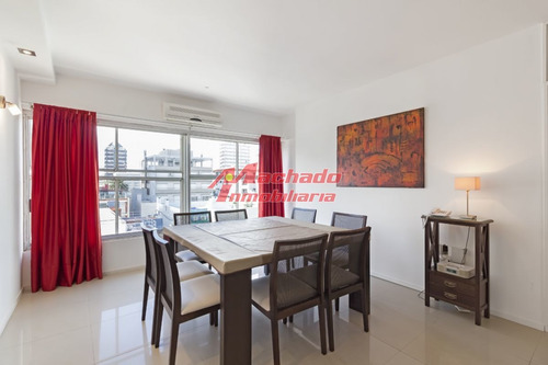 Imagen 3 de 14 de Venta De Apartamento De Dos Dormitorios En Punta Del Este