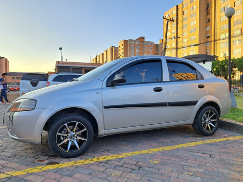 Chevrolet Aveo 1.6 V