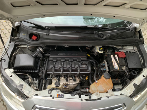 Chevrolet Onix 1.0 MPFI LT 8V FLEX 4P MANUAL