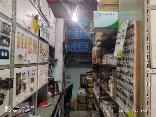 Imagen 7 de 10 de Se Vende Ferretería Con Fondo De Comercio Y Local