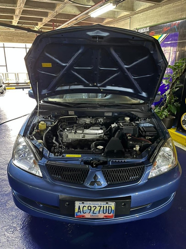 Imagen 5 de 6 de Mitsubishi Lancer Touring 2014