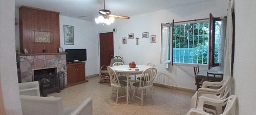 Imagen 10 de 29 de Casa + Dto 2 Ambientes. Sola En El Lote Con Gas Natural