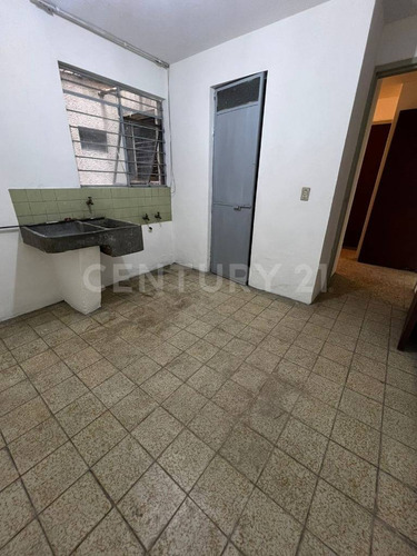 Edificio En Venta , En Col. Arcos Vallarta, Guadalajara, Jalisco.