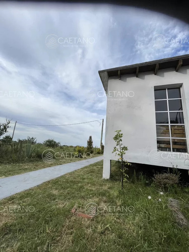 Venta Casa - 2 Dormitorios + Parrillero Y Pileta - Santa Monica