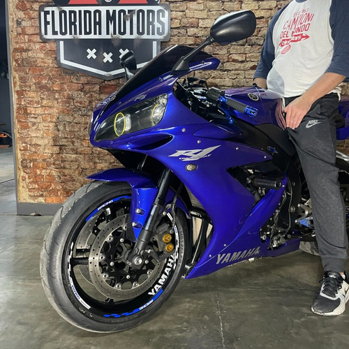 Imagen 8 de 15 de Yamaha Fyz R1