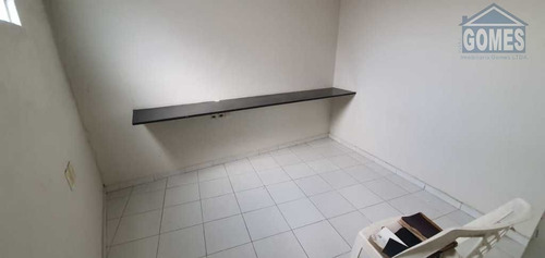 Imagem 7 de 14 de Casa Com Piscina - 37851