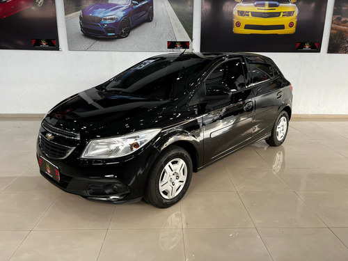 Chevrolet Onix ONIX HATCH LT 1.0 8V FLEXPOWER 5P MEC.