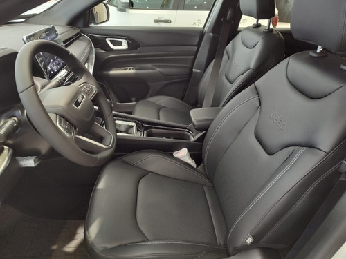 Imagen 12 de 19 de Jeep Compass Serie S T270 Automatica At6 4x2 Limited Plus $