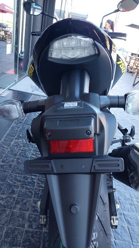 Imagen 11 de 25 de Suzuki Gsx-s 750 - El Regreso - No Kawa Z900, No Yamaha Jc