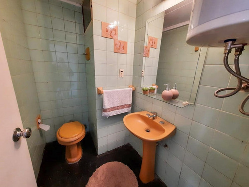Imagen 13 de 13 de Venta Apartamento 2 Dormitorios Y 2 Baños, Piso Alto, Bien Ubicado, Muy Luminoso!