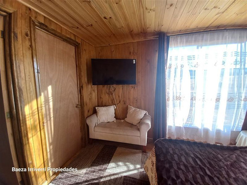 Parcela De 5000m2 , Con Casa En Venta En Cauquenes