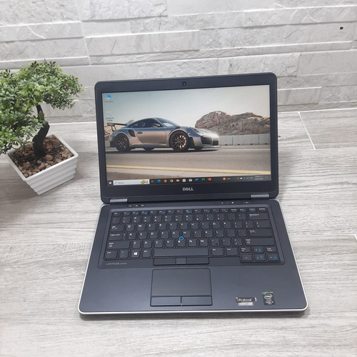 Laptop Dell Latitude E7440 Core I7 De 4ta 8gb Ram, 256gb Ssd (Reacondicionado)