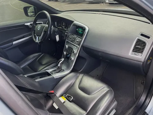 Volvo XC60 2.0 T5 Awd Summum