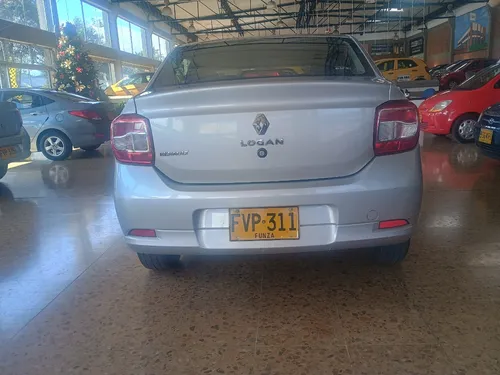 Renault Logan 1.6 Authentique