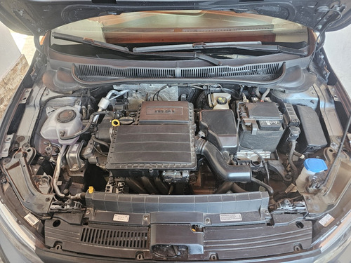 Volkswagen Polo 1.6 Msi Track
