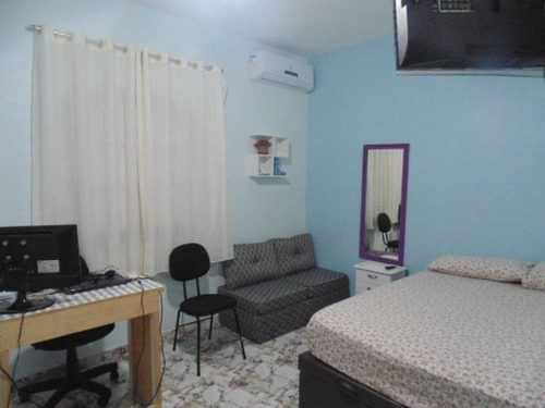 Imagem 21 de 30 de Casa Com Amplo Quintal E Piscina - Ca3651