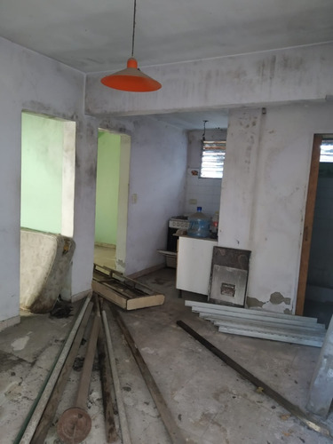 Imagen 13 de 17 de Dos Viviendas En Un Lote De 390 Mts2. Excelente Ubicación!!!