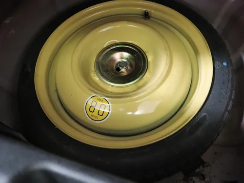 Mazda 2 Hatch Back 1.5 At