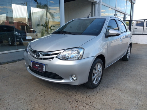Toyota Etios 1.5 Sedan Xls 2016