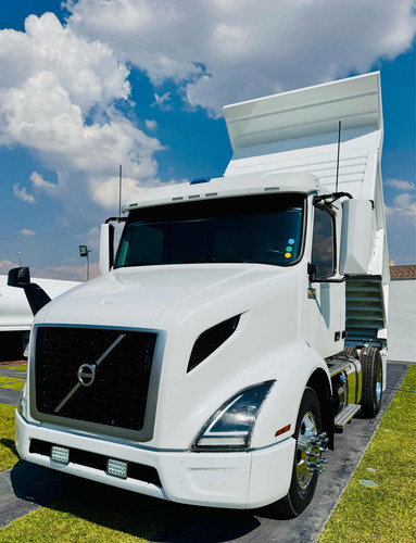 Volteo 7m3 Camion Rabon Volvo Vnr 2019