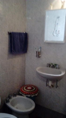 Se Vende En San Bernardo Centro Chalet Tres Ambientes Dos Dormitorios F: 9337