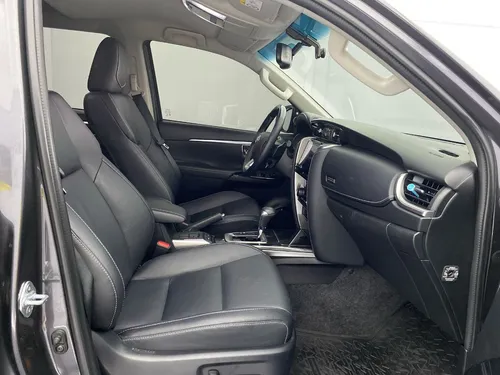 Toyota Fortuner 2.7 Srv At 4x2