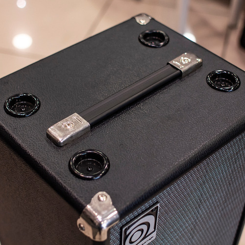 Bafle Caja Ampeg Classic Svt-210av 2x10 Color Negro