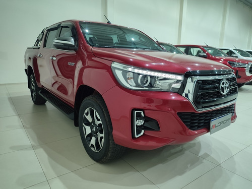 Imagen 2 de 24 de Toyota Hilux Srx 2,8 Tdi 4x2 Mt