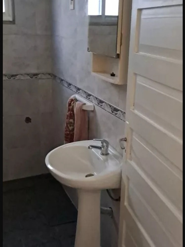 Se Alquila Apto De 2 Dormitorios