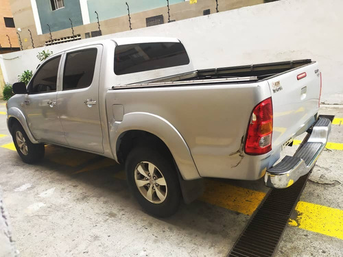 Imagen 3 de 8 de Toyota, Hilux