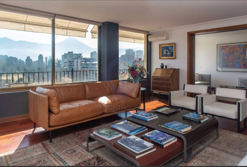 Arrienda Exclusivo Dep. El Golf. 5 Dorm, 5 Baños, 3 Estac.