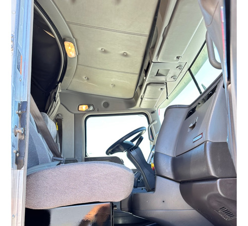 Tractocamion Kenworth T-800 Seminuevo 2018 Con Camarote